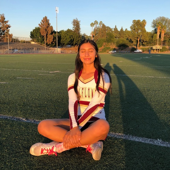 Meet your Posher, Ariana - Picture 1 of 1